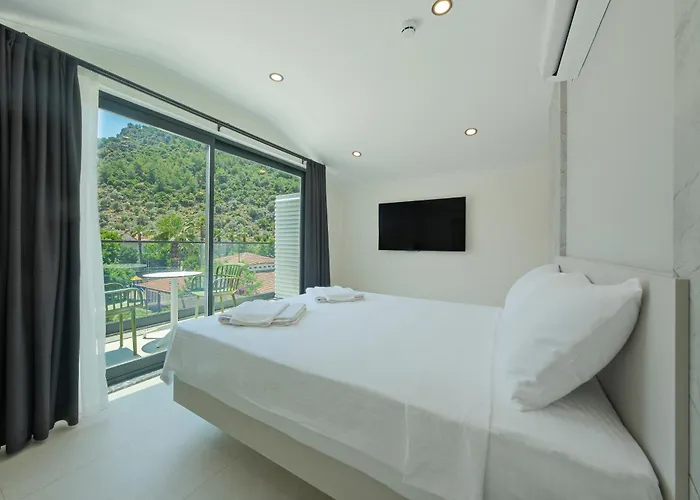 Apartmanhotel Karbelsun 4*